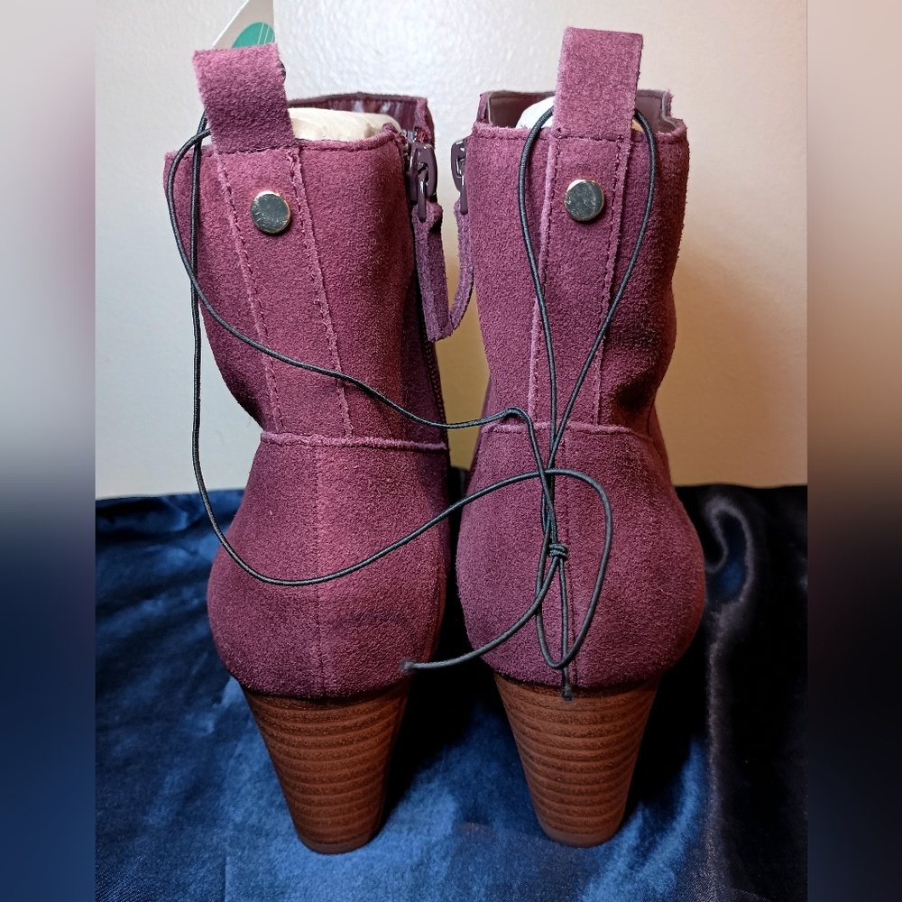 Violet & Red Jay Jay Burgundy Suede Wedge Booties Size 8 Leather Upper NWT - Picture 6 of 12